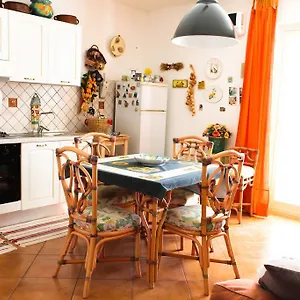 Agrumi In Terrazza Frühstückspension